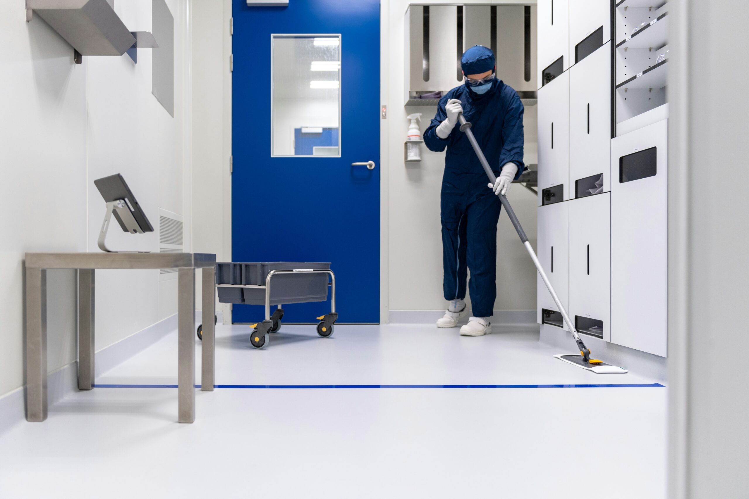 How to Clean Hard-to-Reach Areas in Your Co-Living Home